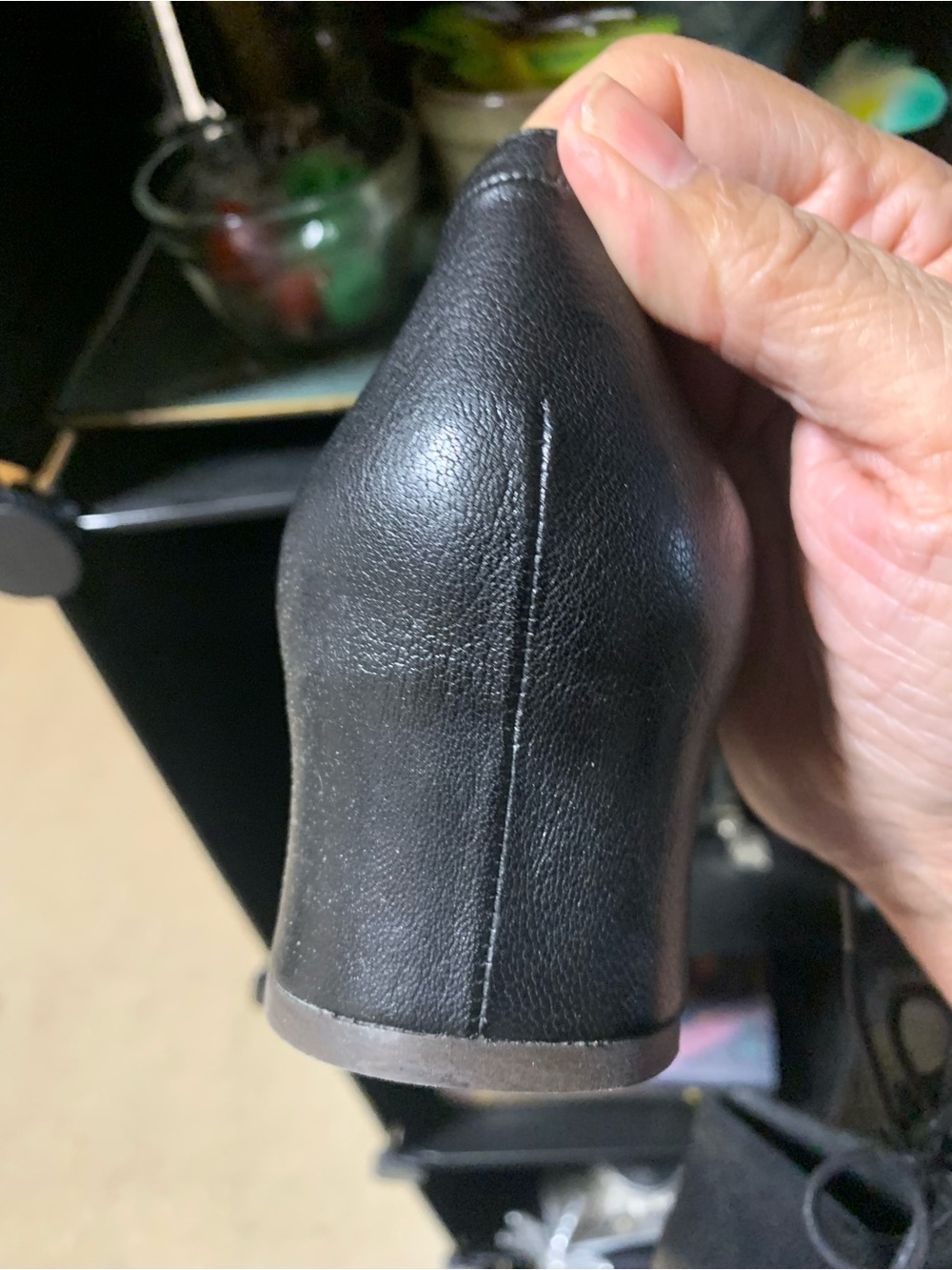 Black Leather Lace-Up Oxford Flats for Women - Picture 8 of 10
